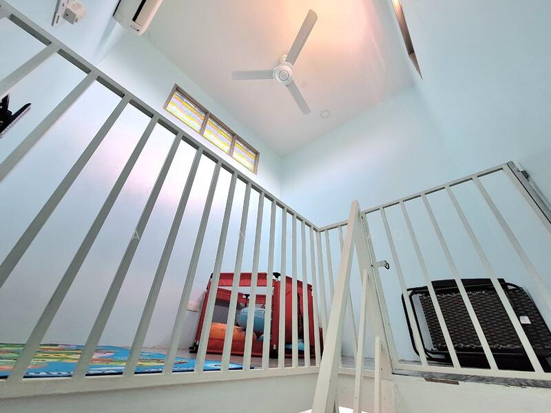 Semi-Detached House for Sale in Banting (Selangor) - Azman Ahmad - PropertyGuru.com.my