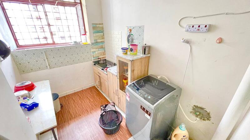 Apartment for Sale at Cheras Utama - Fauran Nawawi - Kitchen - PropertyGuru.com.my