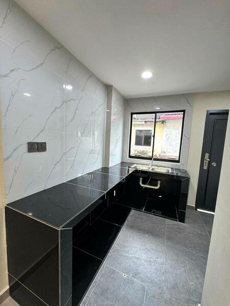 Double Storey Low Cost House @ Jalan Danau 14, Taman Desa Jaya, Ulu Tiram Johor untuk Untuk Dijual - RM 448,000, Mac 2026 - Kitchen - PropertyGuru.com.my