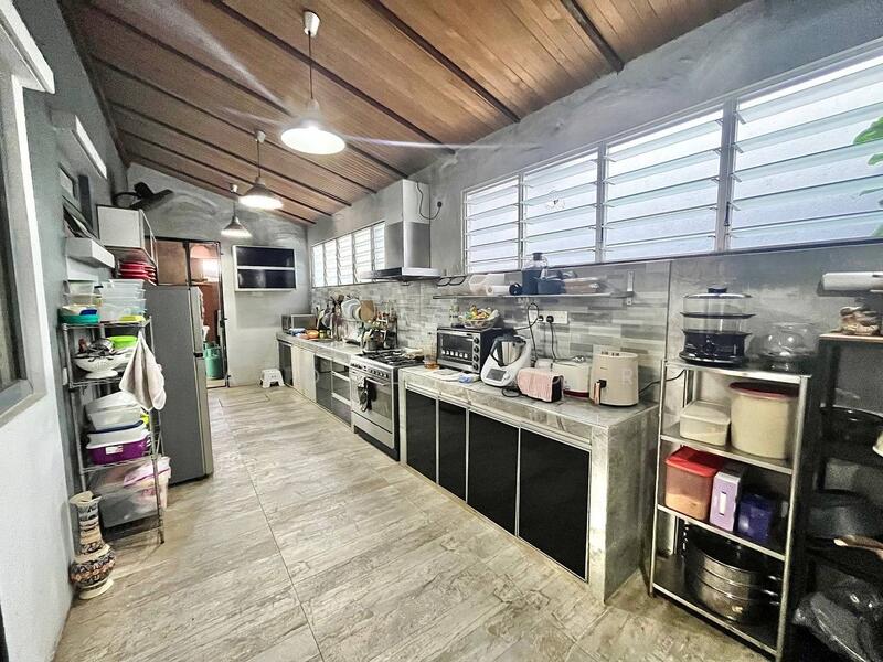 Lakehill Villa Seksyen 6 Bandar Baru Bangi untuk Untuk Dijual - RM 1,600,000, Feb 2026 - PropertyGuru.com.my