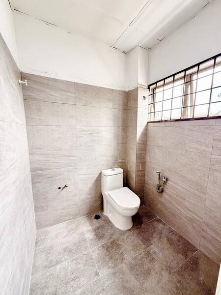 2-storey Terraced House for Sale in Taman Impian Indah (Sungai Buloh) - Aqillah Razali - Bathroom - PropertyGuru.com.my