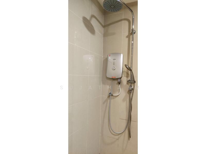 Service Residence for Sale at KL Gateway Residences - Sujatha M - Bathroom - PropertyGuru.com.my