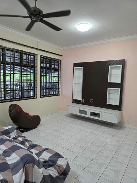 2-storey Terraced House for Sale in Taman Perling (Perling) - YC Fung - Living Room - PropertyGuru.com.my