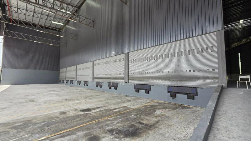 Warehouse for Rent in Seksyen U10 (Shah Alam) - Zackinn Hoi - Interior - PropertyGuru.com.my