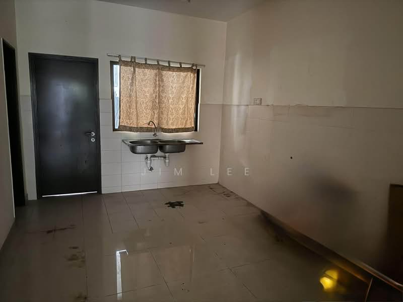 3-storey Terraced House for Sale in Batu Caves (Selangor) - Jim Lee - Kitchen - PropertyGuru.com.my