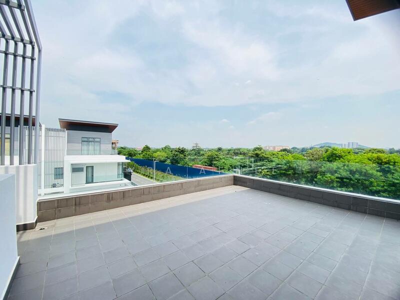 Semi-Detached House for Sale in Shah Alam (Selangor) - Kyra Afnee - Exterior - PropertyGuru.com.my