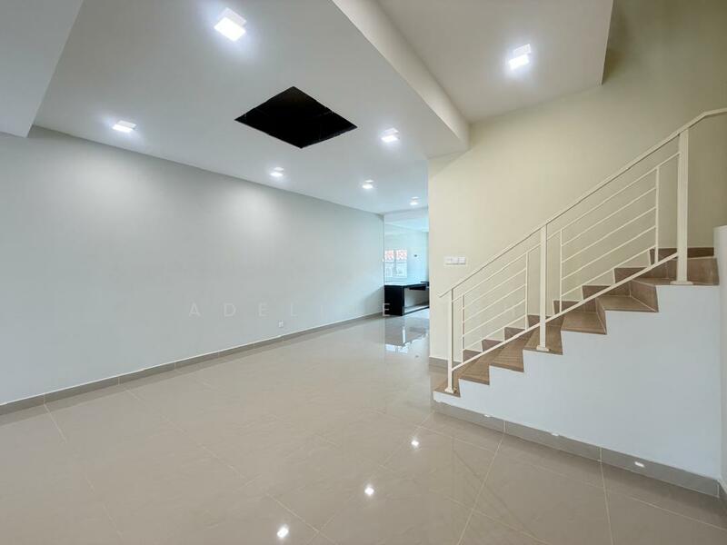 2-storey Terraced House for Sale in Sri Petaling (Kuala Lumpur) - Adeline Teh - Living Room - PropertyGuru.com.my