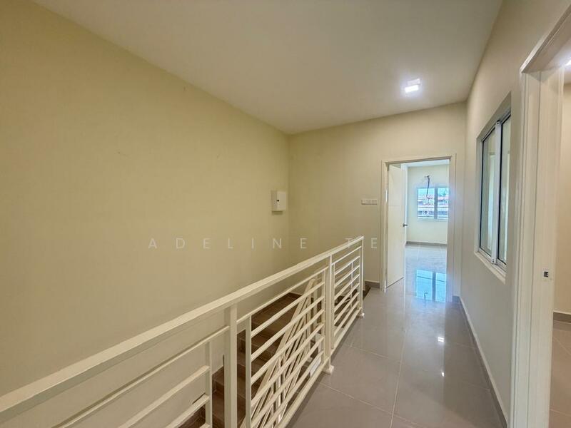 2-storey Terraced House for Sale in Sri Petaling (Kuala Lumpur) - Adeline Teh - Corridor - PropertyGuru.com.my