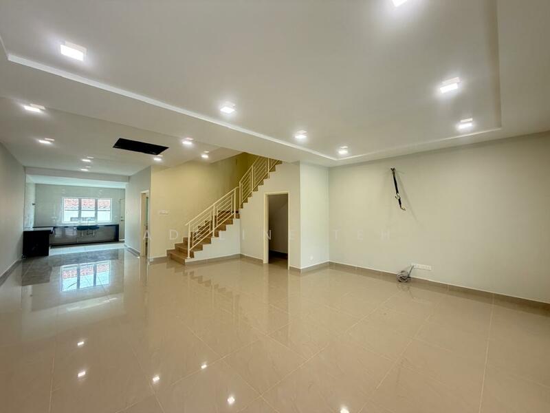 2-storey Terraced House for Sale in Sri Petaling (Kuala Lumpur) - Adeline Teh - Living Room - PropertyGuru.com.my