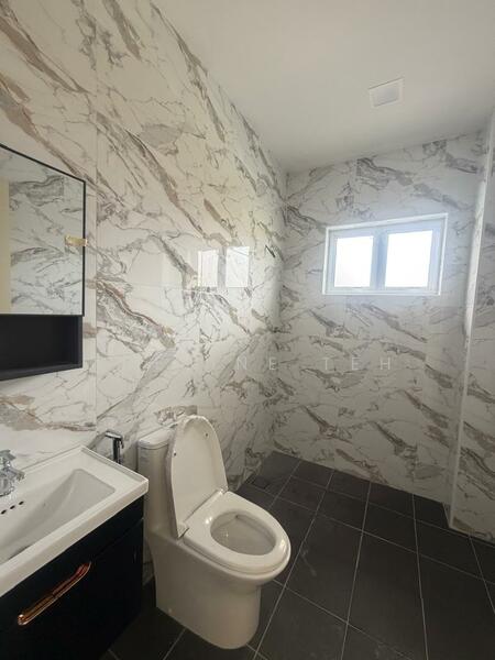 2-storey Terraced House for Sale in Sri Petaling (Kuala Lumpur) - Adeline Teh - Bathroom - PropertyGuru.com.my