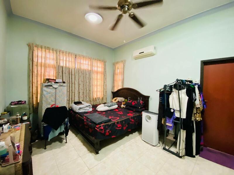 Bungalow for Sale in Shah Alam (Selangor) - Kyra Afnee - Bedroom - PropertyGuru.com.my