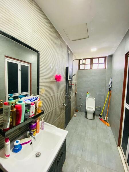 Bungalow for Sale in Shah Alam (Selangor) - Kyra Afnee - Bathroom - PropertyGuru.com.my