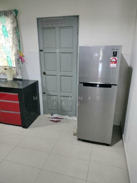 Bandar Tasik Kesuma untuk Untuk Disewa - RM 800 /bulan, Feb 2026 - Kitchen - PropertyGuru.com.my