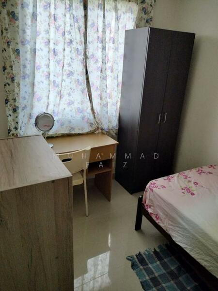 Bandar Tasik Kesuma untuk Untuk Disewa - RM 800 /bulan, Feb 2026 - Bedroom - PropertyGuru.com.my