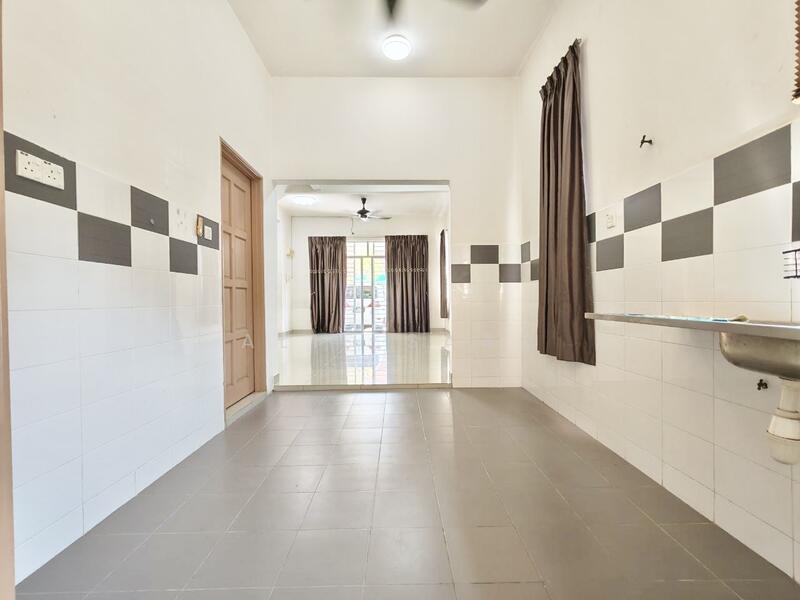 Terraced House for Sale in Sungai Buloh (Selangor) - Alif Saad - Interior - PropertyGuru.com.my