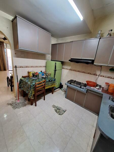 Taman Rebana untuk Untuk Dijual - RM 330,000, Mac 2026 - Kitchen - PropertyGuru.com.my