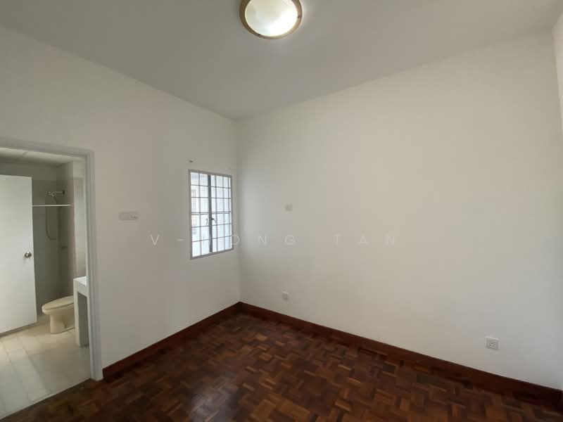 Kristal Court Robson Heights untuk Untuk Disewa - RM 1,750 /bulan, Feb 2026 - Bathroom - PropertyGuru.com.my