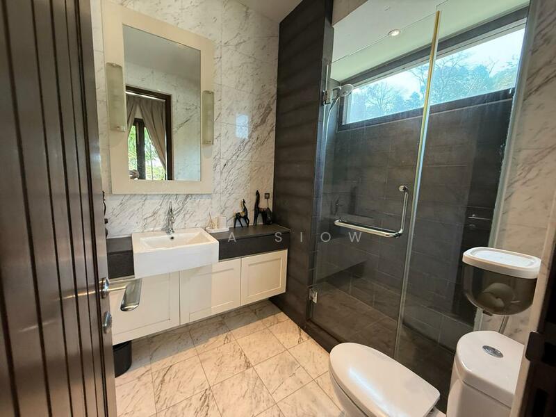 Bungalow for Sale in Taman Kolam Air (Johor Bahru) - Eva Siow - Bathroom - PropertyGuru.com.my