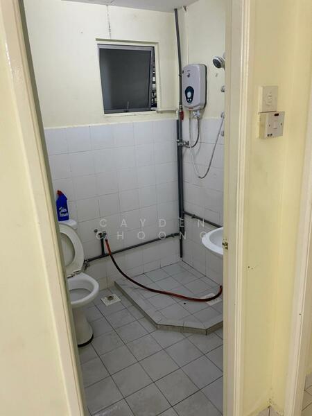 Condominium for Sale at Park View Tower - Cayden Choong - Bathroom - PropertyGuru.com.my