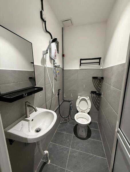 Shop / Office for Sale in Permas Jaya (Johor) - Michelle He - Bathroom - PropertyGuru.com.my