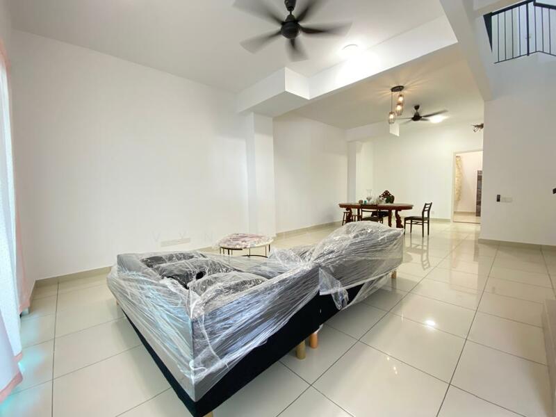 ECO HORIZON 2 untuk Untuk Disewa - RM 2,500 /bulan, Mac 2026 - Living Room - PropertyGuru.com.my