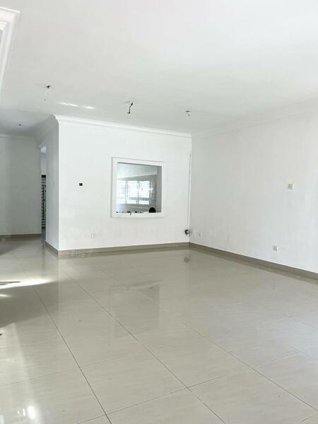 2-storey Terraced House for Sale in Seksyen 13 (Shah Alam) - Muin Mn - Living Room - PropertyGuru.com.my