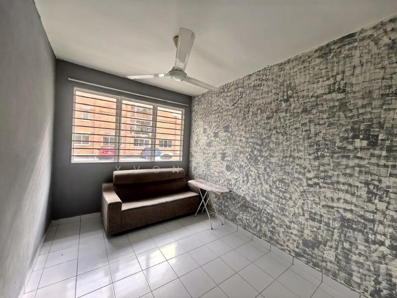 Apartment for Sale at Goodview Heights - Yvonne Ho - Living Room - PropertyGuru.com.my