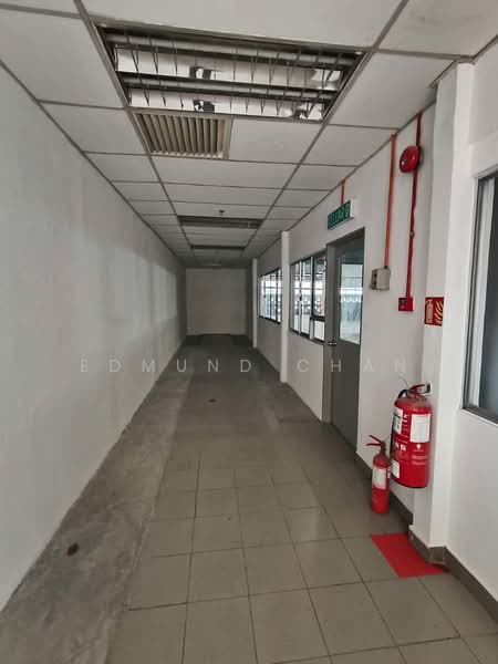 Kilang Terpisah untuk Disewa di Seksyen 16 (Shah Alam) - Edmund Chan - Corridor - PropertyGuru.com.my