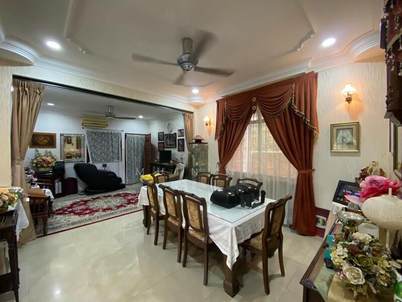 Bungalow for Sale in Seksyen 2 (Shah Alam) - Muin Mn - Dining Room - PropertyGuru.com.my