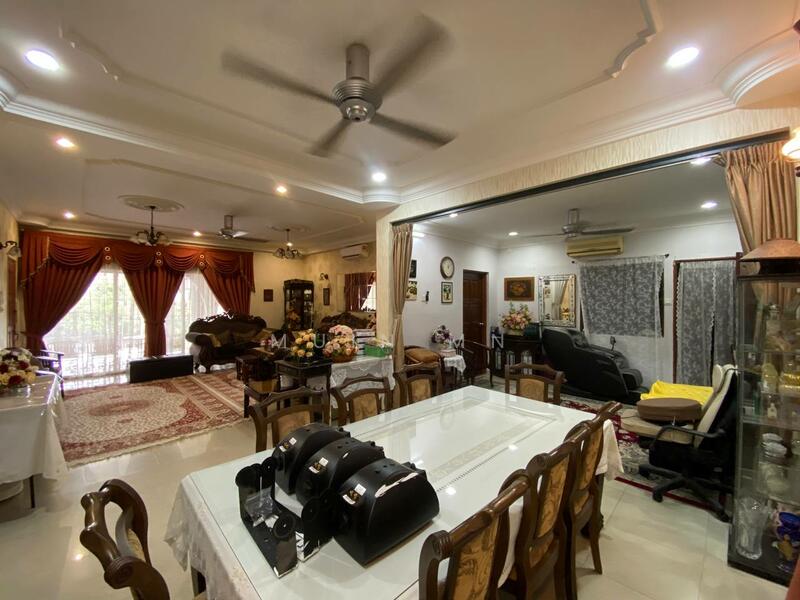 Bungalow for Sale in Seksyen 2 (Shah Alam) - Muin Mn - Living Room - PropertyGuru.com.my