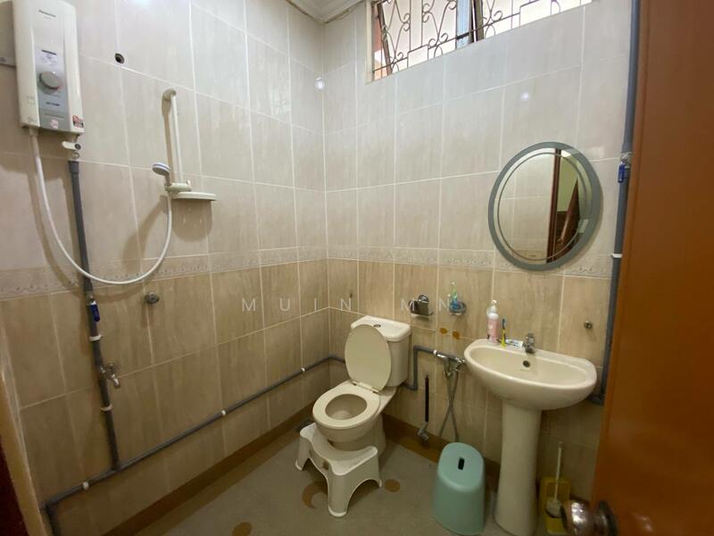 Bungalow for Sale in Seksyen 2 (Shah Alam) - Muin Mn - Bathroom - PropertyGuru.com.my