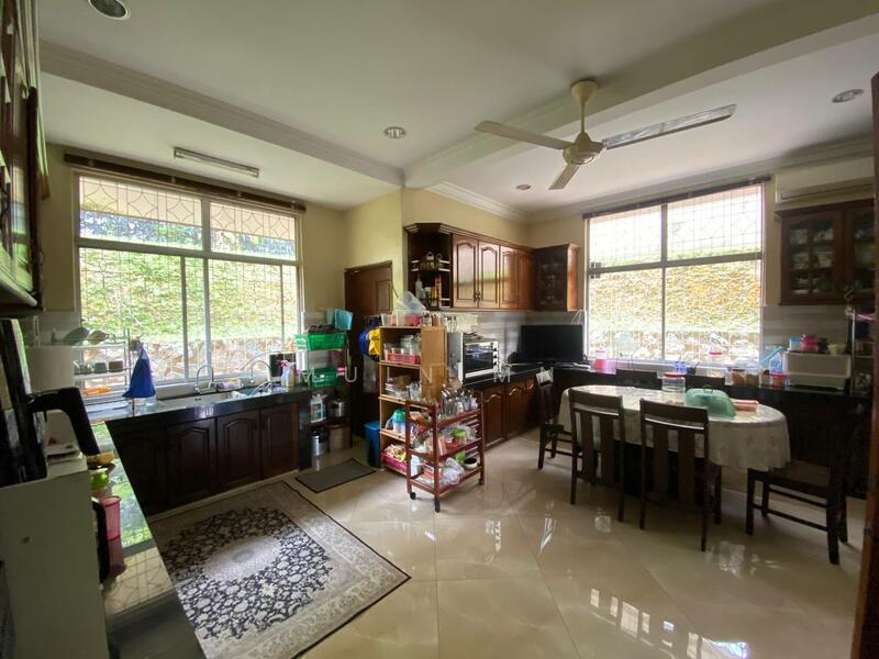 Bungalow for Sale in Seksyen 2 (Shah Alam) - Muin Mn - Kitchen - PropertyGuru.com.my