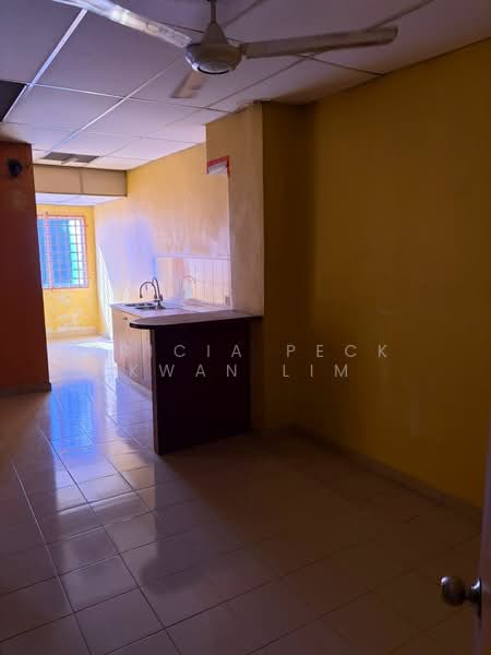 Kedai / Pejabat untuk Dijual di Petaling Jaya (Selangor) - Patricia Lim - Kitchen - PropertyGuru.com.my