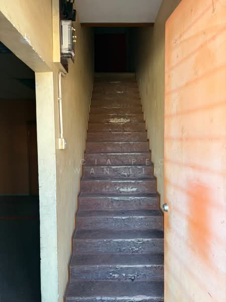 Kedai / Pejabat untuk Dijual di Petaling Jaya (Selangor) - Patricia Lim - Entrance - PropertyGuru.com.my