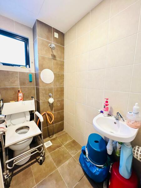 Condominium for Sale at Residensi Damai - Nurashekin . - Bathroom - PropertyGuru.com.my