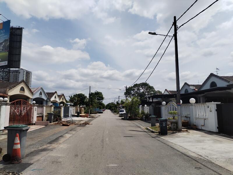 1.5-storey Terraced House for Sale in Taman Perling (Labis) - Jacq Sim - PropertyGuru.com.my