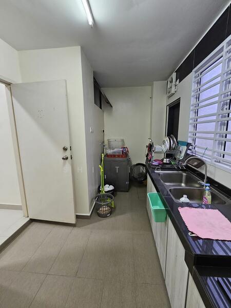 2-storey Terraced House for Sale in Mutiara Rini (Skudai) - Shi Ting - Kitchen - PropertyGuru.com.my