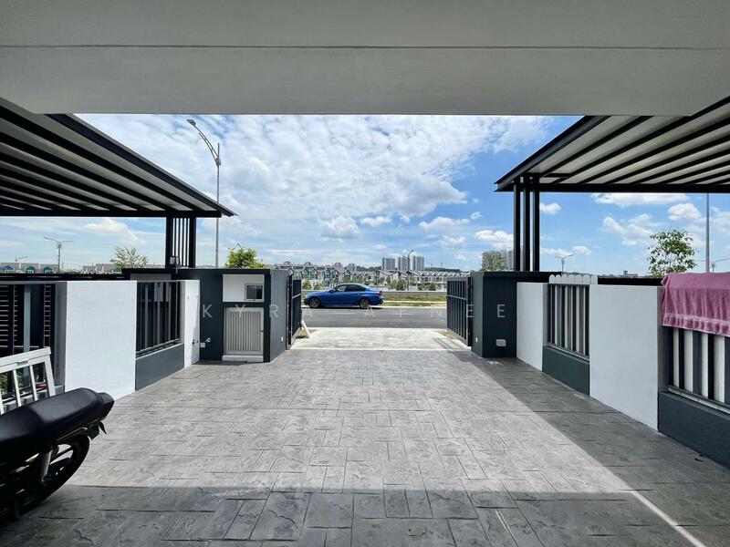 Facing Open Double Storey Terrace, Bandar Serenia, Dengkil Sepang (Type Anira) untuk Untuk Dijual - RM 790,000, Feb 2026 - Exterior - PropertyGuru.com.my