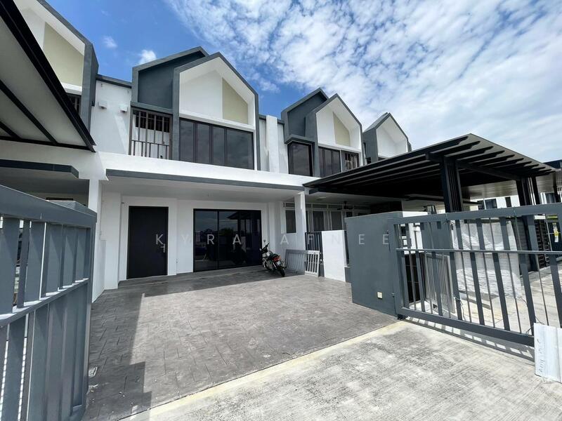 Facing Open Double Storey Terrace, Bandar Serenia, Dengkil Sepang (Type Anira) untuk Untuk Dijual - RM 790,000, Feb 2026 - Exterior - PropertyGuru.com.my