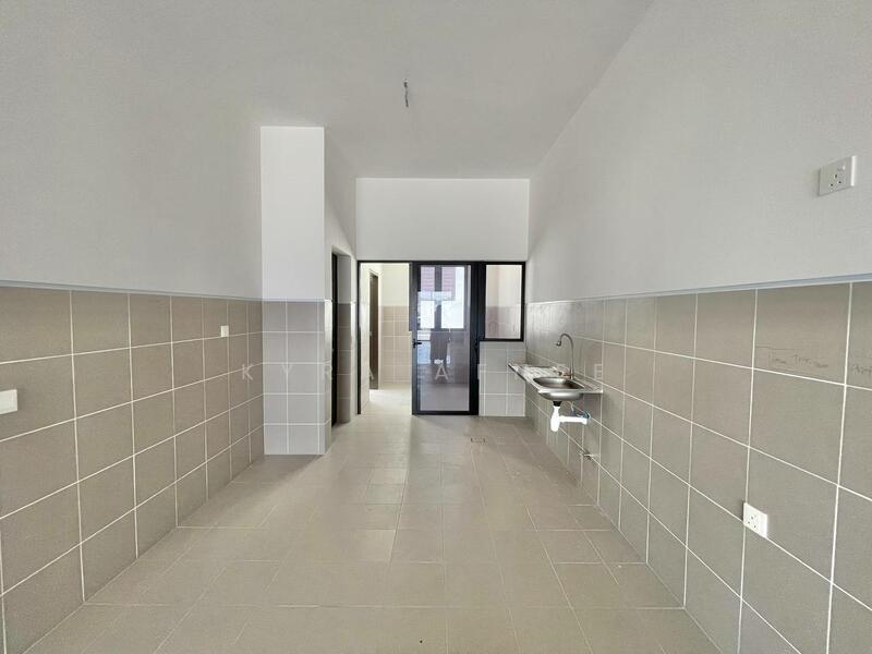 Facing Open Double Storey Terrace, Bandar Serenia, Dengkil Sepang (Type Anira) untuk Untuk Dijual - RM 790,000, Feb 2026 - Kitchen - PropertyGuru.com.my