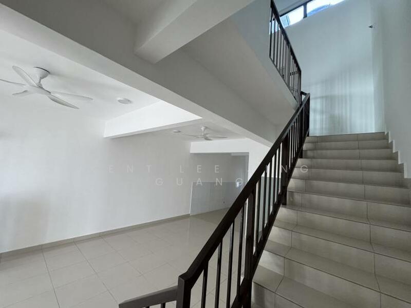 2-storey Terraced House for Sale in Taman Equine (Seri Kembangan) - Kent Lee Jing Guang - Interior - PropertyGuru.com.my