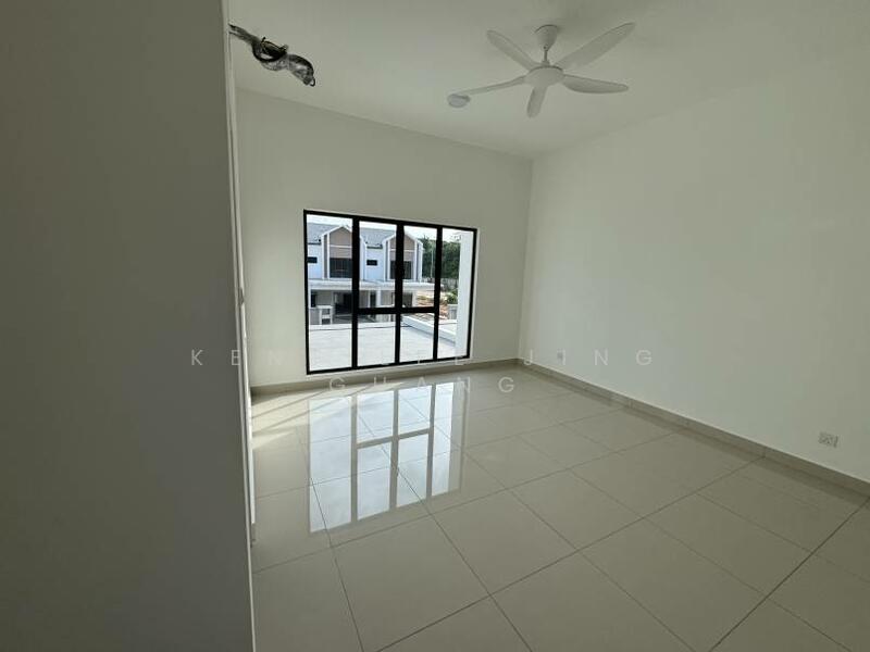 2-storey Terraced House for Sale in Taman Equine (Seri Kembangan) - Kent Lee Jing Guang - Interior - PropertyGuru.com.my