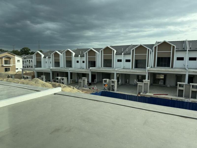 2-storey Terraced House for Sale in Taman Equine (Seri Kembangan) - Kent Lee Jing Guang - Exterior - PropertyGuru.com.my