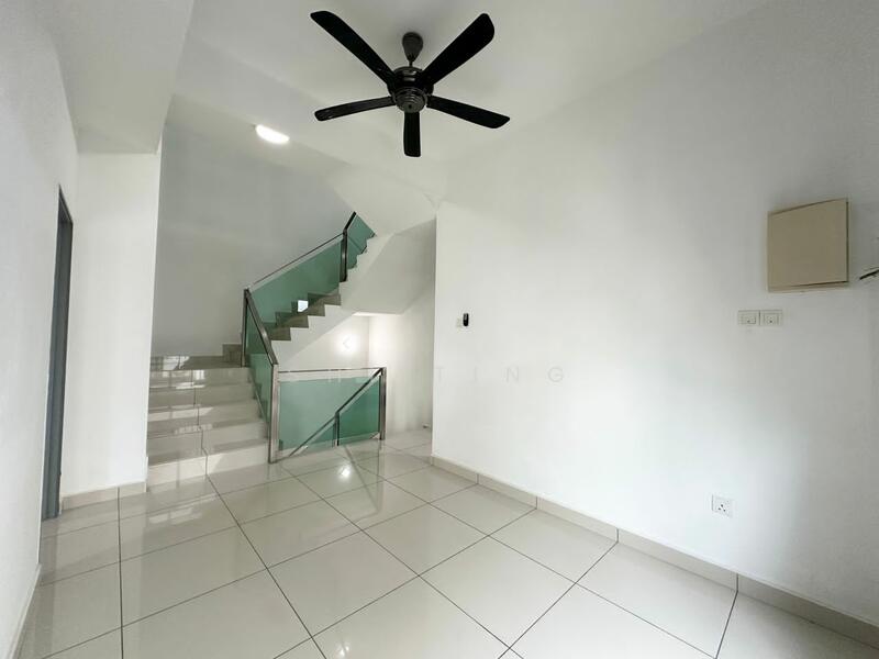 Cluster House for Sale in Taman Mutiara Mas (Skudai) - Shi Ting - Interior - PropertyGuru.com.my