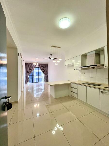 Renai Jelutong untuk Untuk Disewa - RM 2,300 /bulan, Feb 2026 - Kitchen - PropertyGuru.com.my