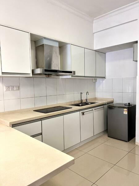 Renai Jelutong untuk Untuk Disewa - RM 2,300 /bulan, Feb 2026 - Kitchen - PropertyGuru.com.my