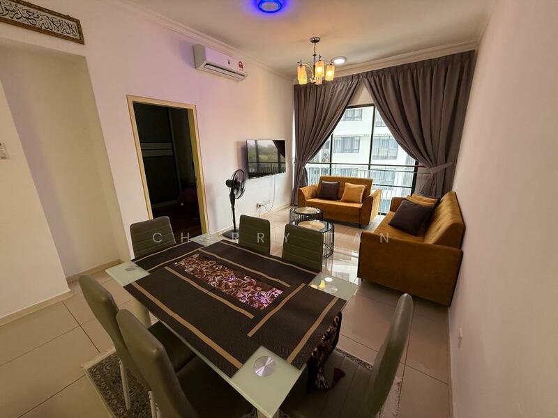 Renai Jelutong untuk Untuk Disewa - RM 2,300 /bulan, Feb 2026 - Living Room - PropertyGuru.com.my