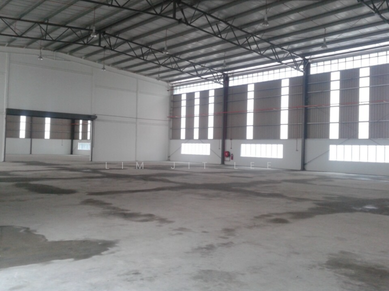 Warehouse for Rent in Taman Perindustrian Usj 1 (Subang Jaya) - Lim Jit Lee - Interior - PropertyGuru.com.my
