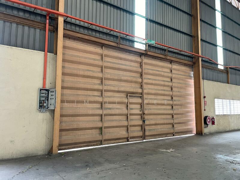 Warehouse for Rent in Taman Perindustrian Usj 1 (Subang Jaya) - Lim Jit Lee - Exterior - PropertyGuru.com.my