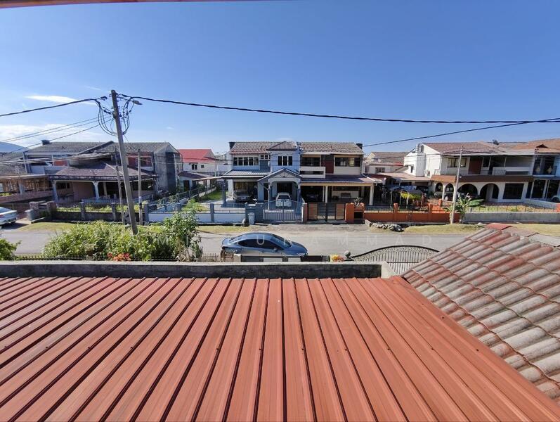 Semi-Detached House for Sale in Taman Paroi Jaya (Paroi) - Ismi Muhammad - Exterior - PropertyGuru.com.my